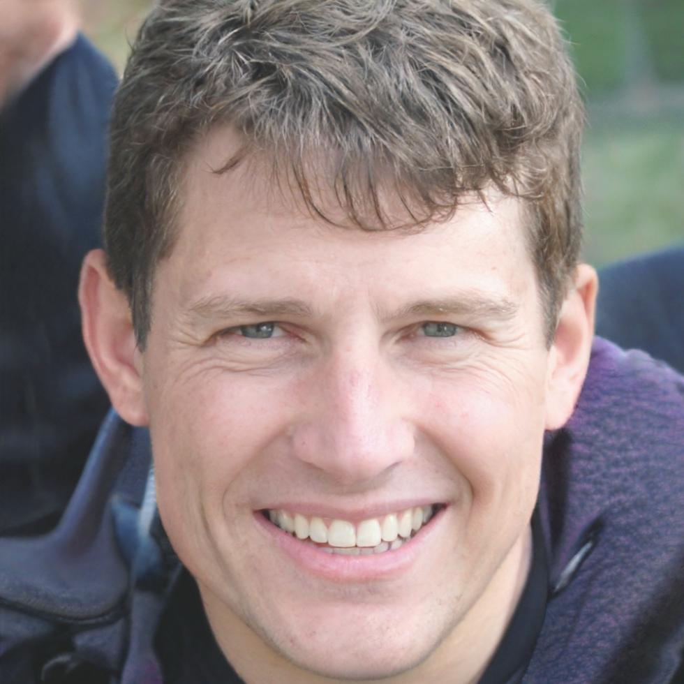 Björn Rehberg, Senior Finanzanalyst