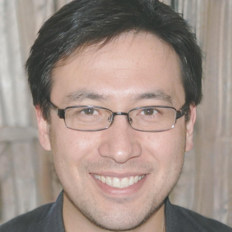 Gernot Lindemann in seinem Sanitärbetrieb